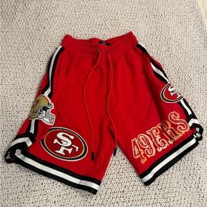 San Francisco 49ers Red Athletic Men's Shorts Size Small